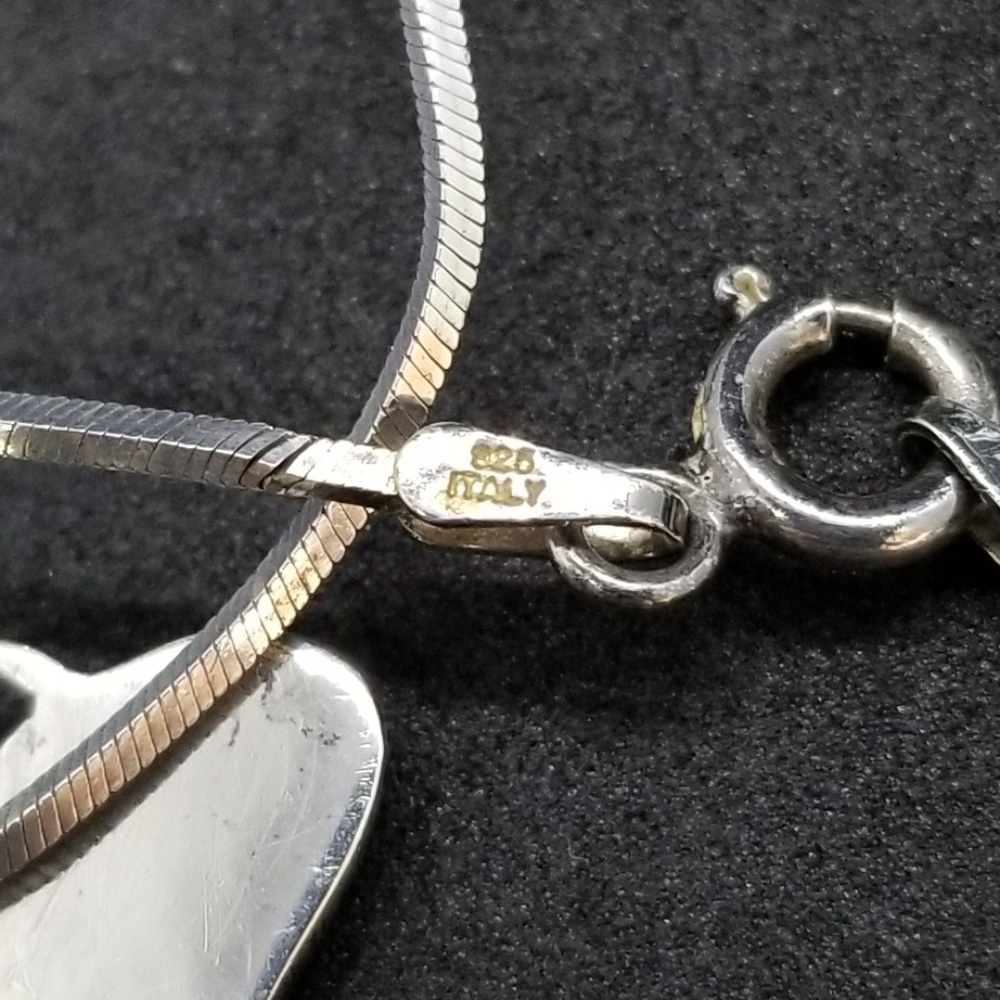 FAS sterling silver butterfly necklace 🦋 - Picture 7 of 8